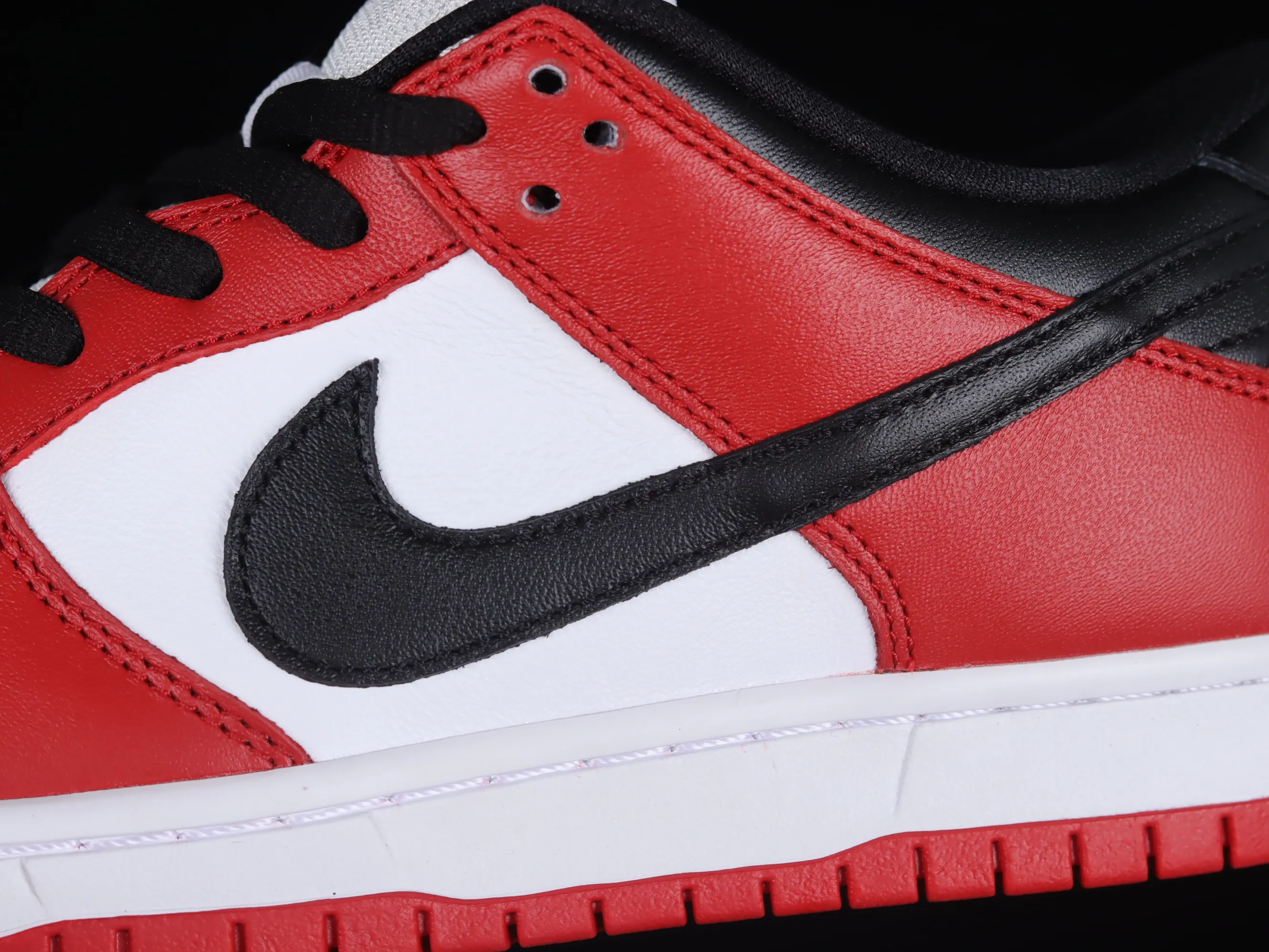 All categories Nk SB Dunk series Nk SB Dunk Low low-top sneakers M version pure original Nk SB Dunk Low Pro "Chicago" Chicago Dunk series retro top layer low-top casual sports skateboard shoes BQ6817-600